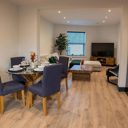 High End Apartment - Perfect For Contractors & Builders - Free Parking Ілкстон Екстер'єр фото