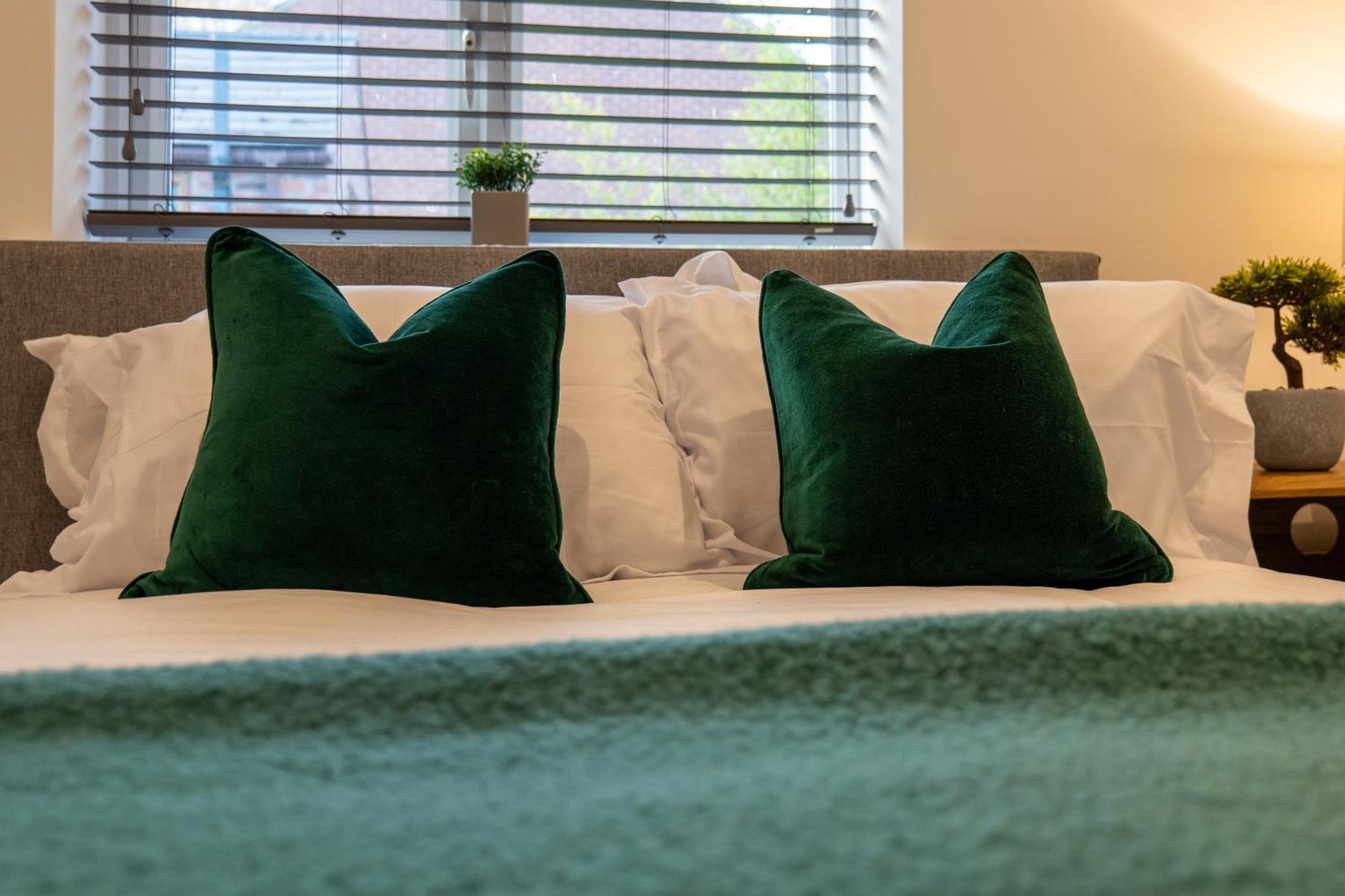 High End Apartment - Perfect For Contractors & Builders - Free Parking Ілкстон Екстер'єр фото