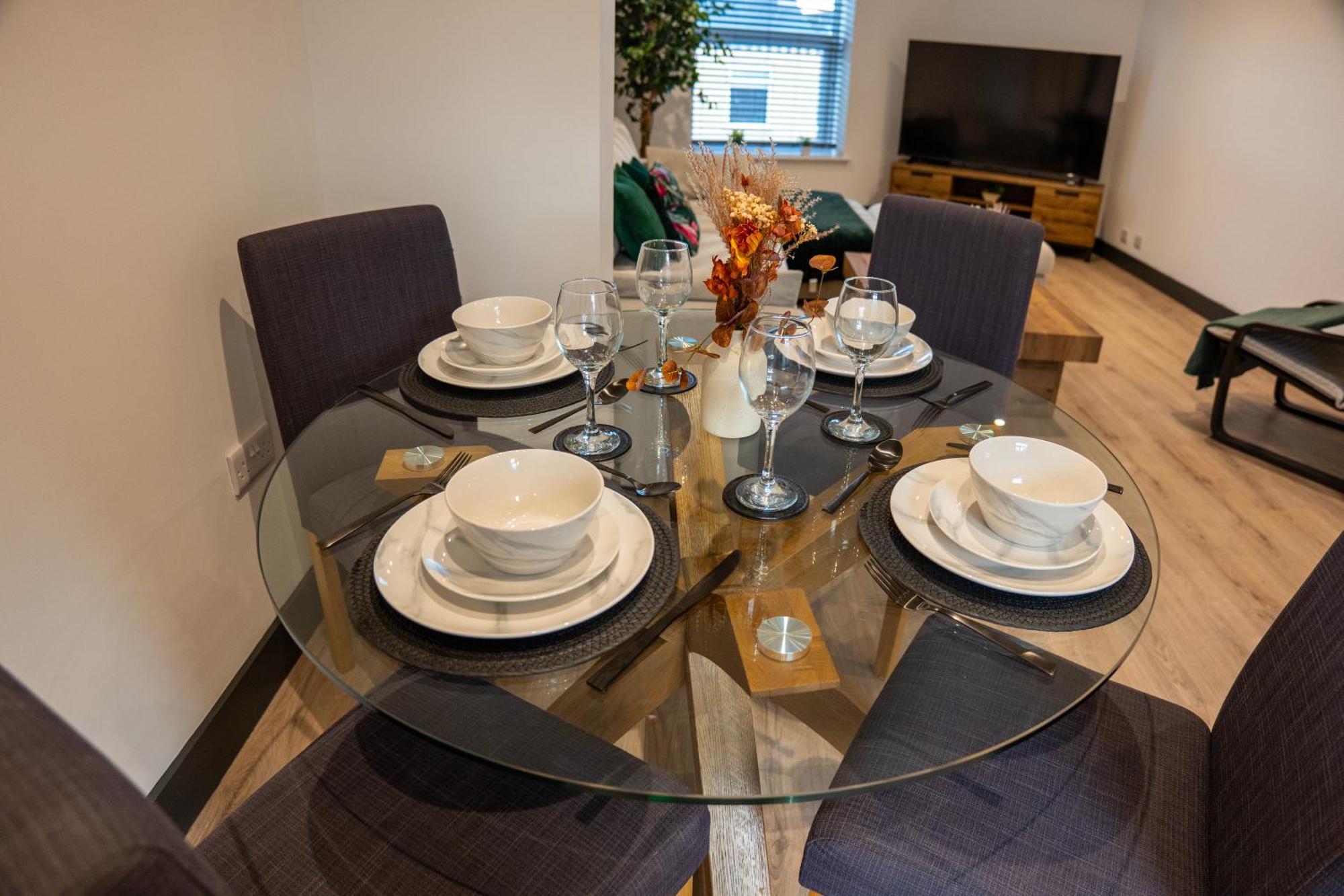 High End Apartment - Perfect For Contractors & Builders - Free Parking Ілкстон Екстер'єр фото