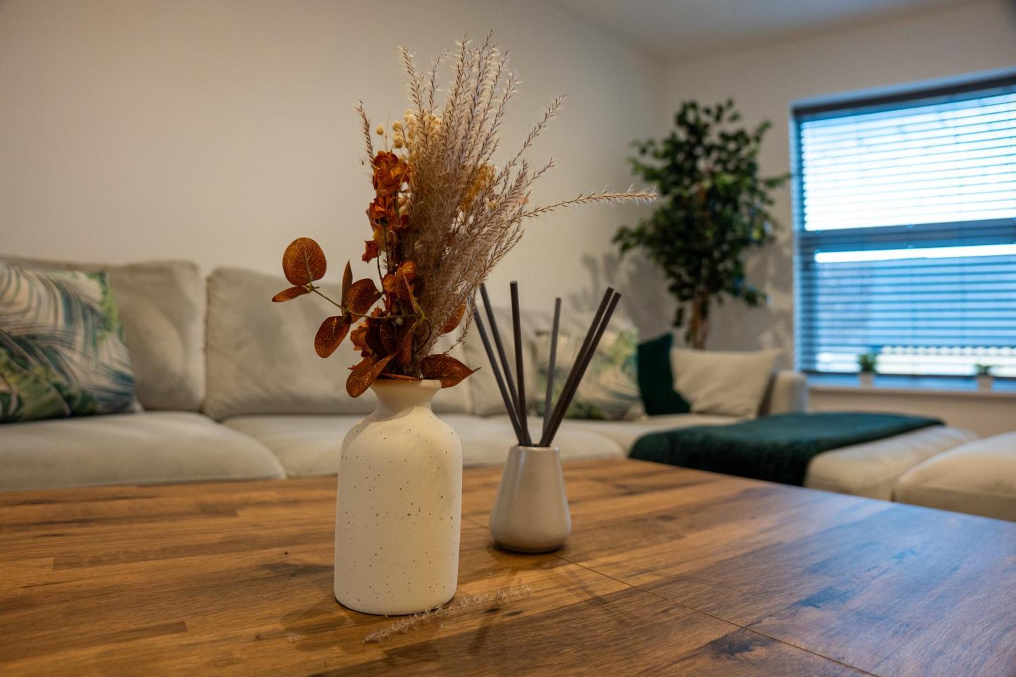 High End Apartment - Perfect For Contractors & Builders - Free Parking Ілкстон Екстер'єр фото
